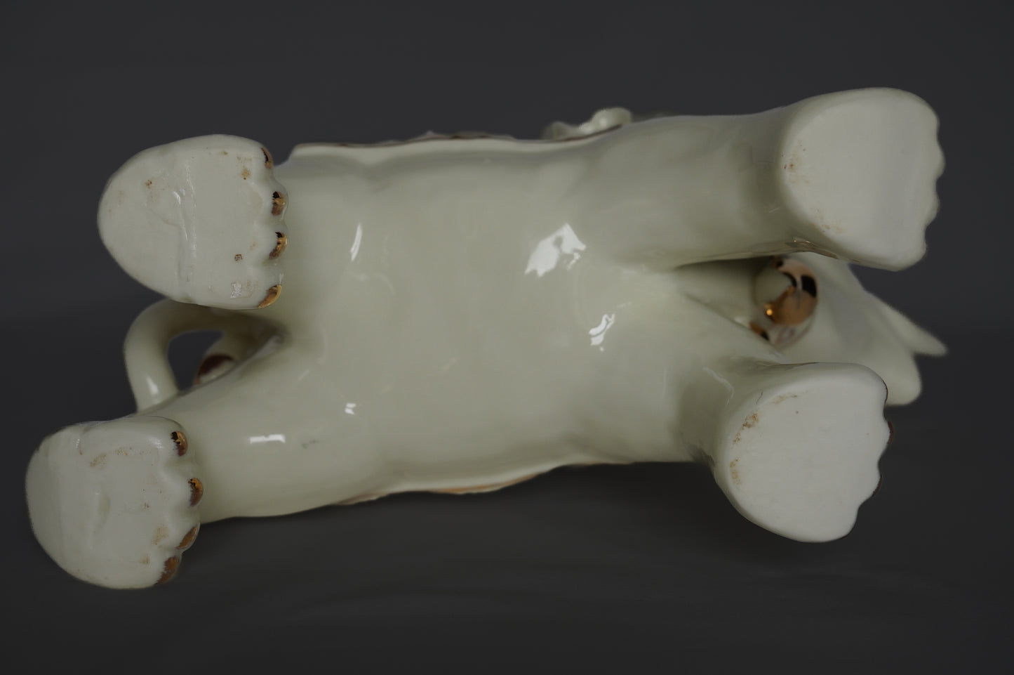 Grand Elephant en porcelaine - style Capodimonte