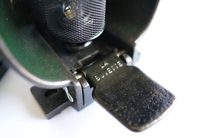 Cast iron drinking lamp - Unique piece