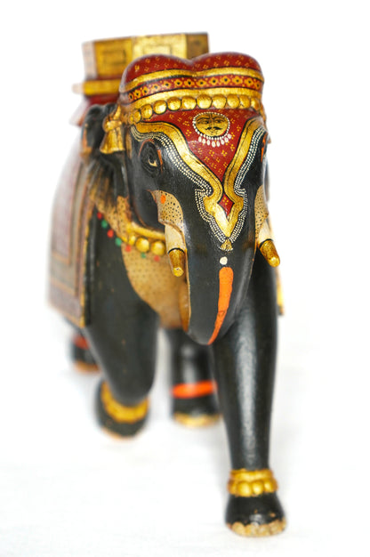 Elephant polychrome en bois - Inde