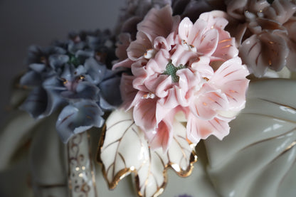 Grand Elephant en porcelaine - style Capodimonte