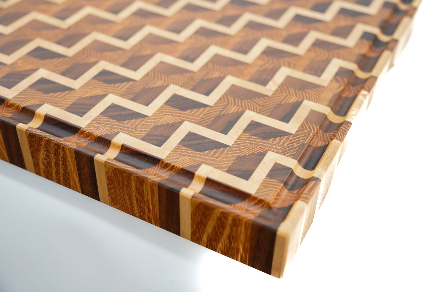 "3D"  standing timber cutting board - Unique piece