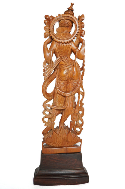 Statuette de la déesse Padma Lakshmi en bois de santal